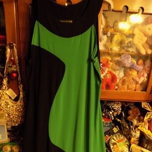 Suzie in the City Dress Preowned